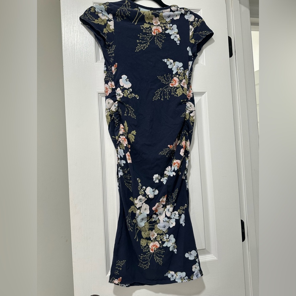 Floral Navy maternity Dress - Picture 3 of 3